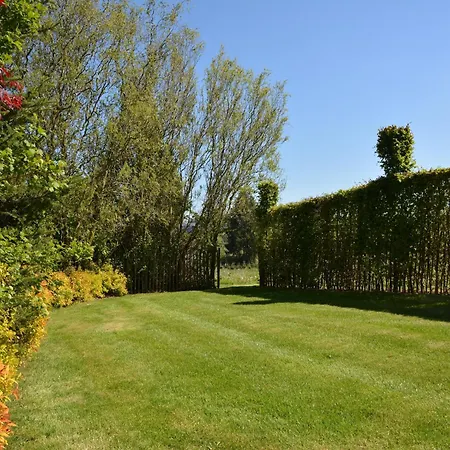 Holiday home With Foosball & Garden